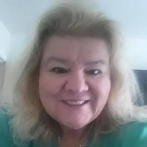 Meet your Posher, Deborah